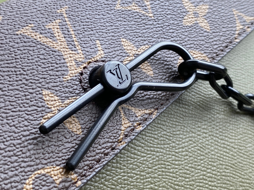 LV M30583 Pochette Voyage Steamer 手袋