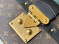 M46120 路L家-2022 春夏 Petite Malle East West 手袋