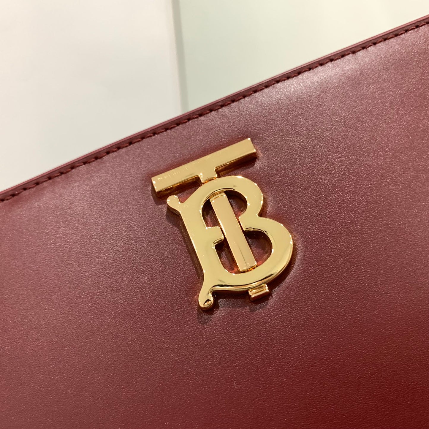 巴B家-新款 Tb shoulder bag 腋下斜挎包 酒紅色
