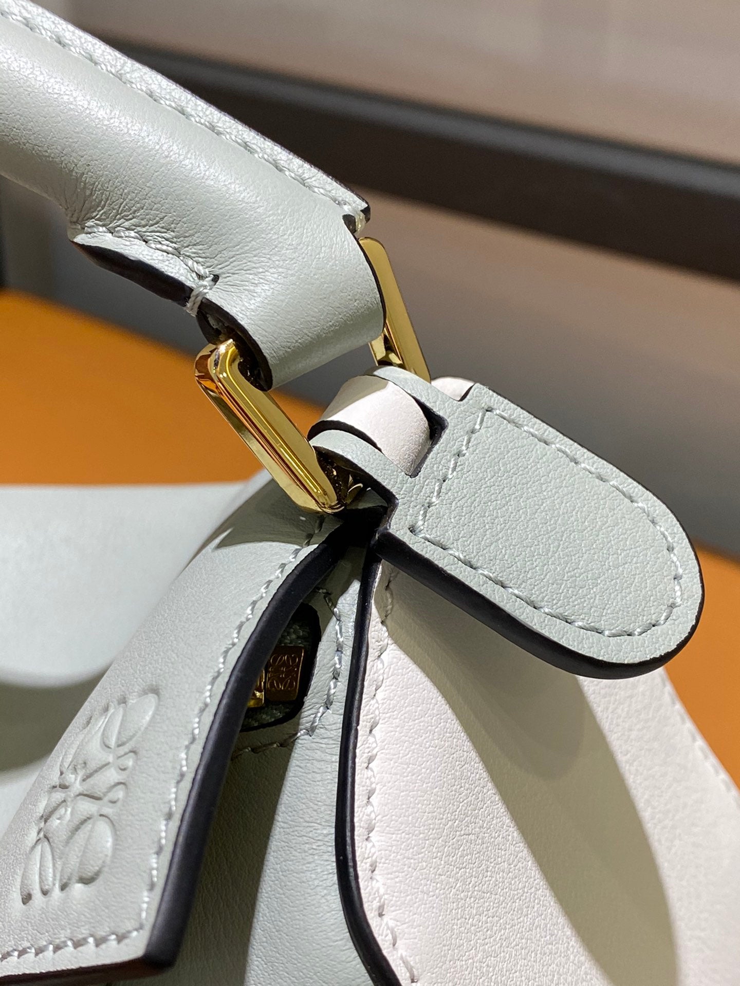 羅L威-Puzzle bag mini 小牛皮