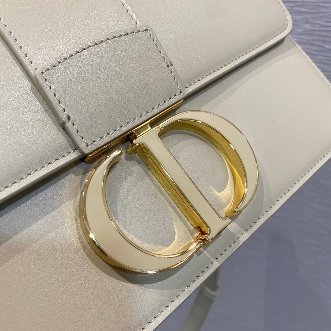 Dior 蒙田 30 Montaigne系列-24cm-珐瑯扣-淺杏色