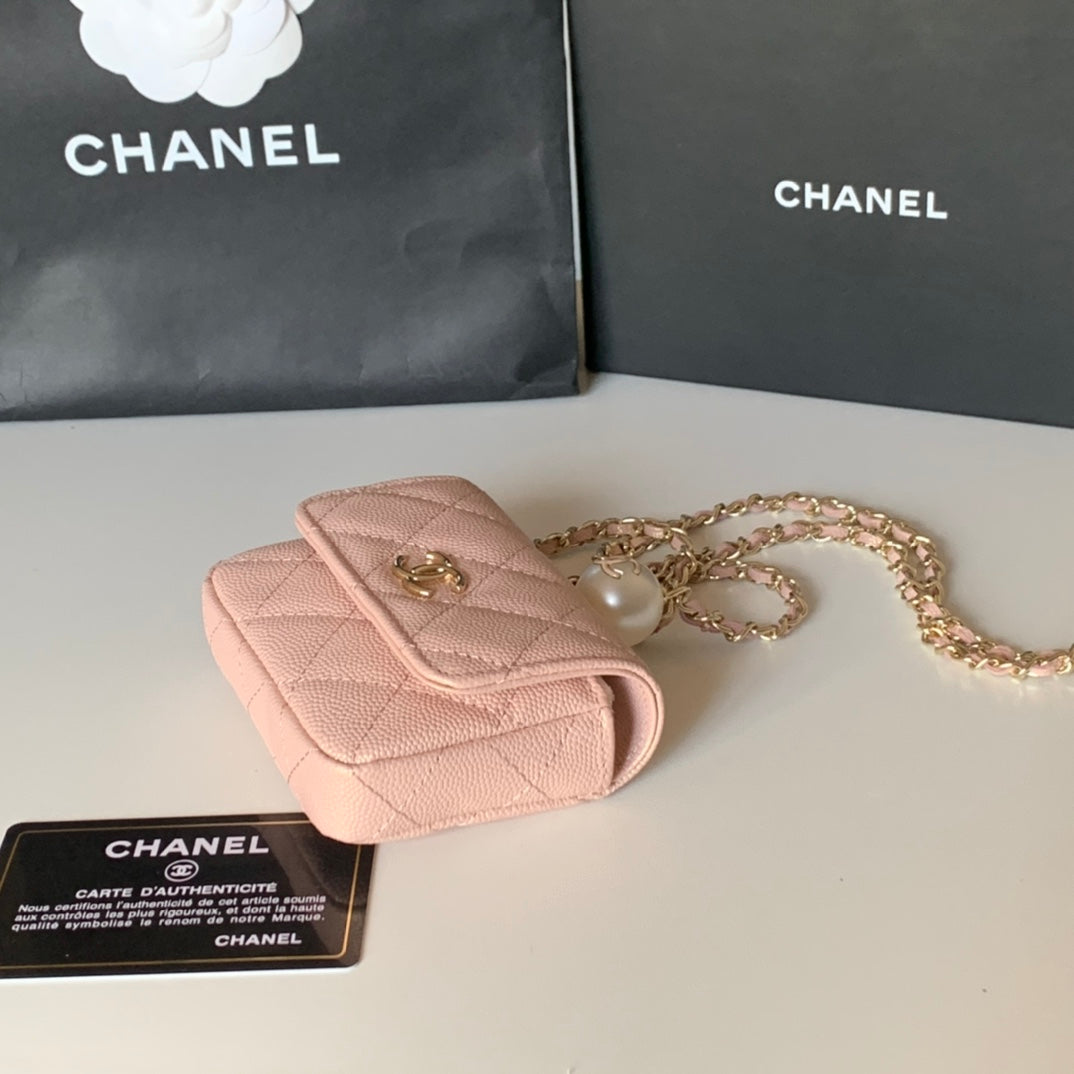 CHANEL 珍珠鏈條零錢包！