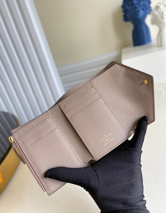 LV M64060 三折短夾