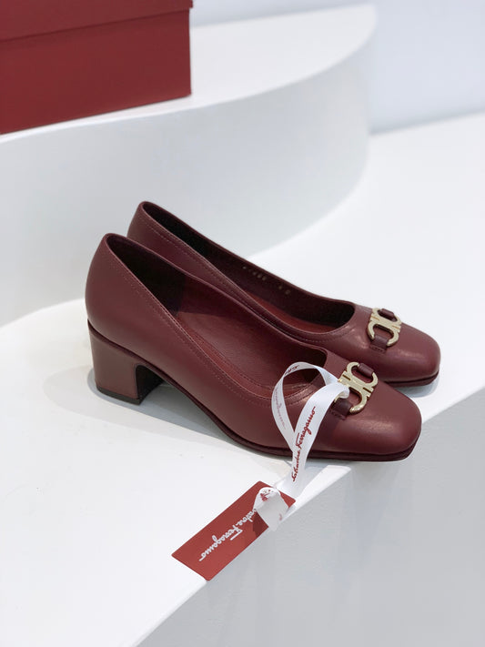 Salvatore Ferragamo鞋-菲拉格慕 馬蹄扣 小方頭 低跟鞋