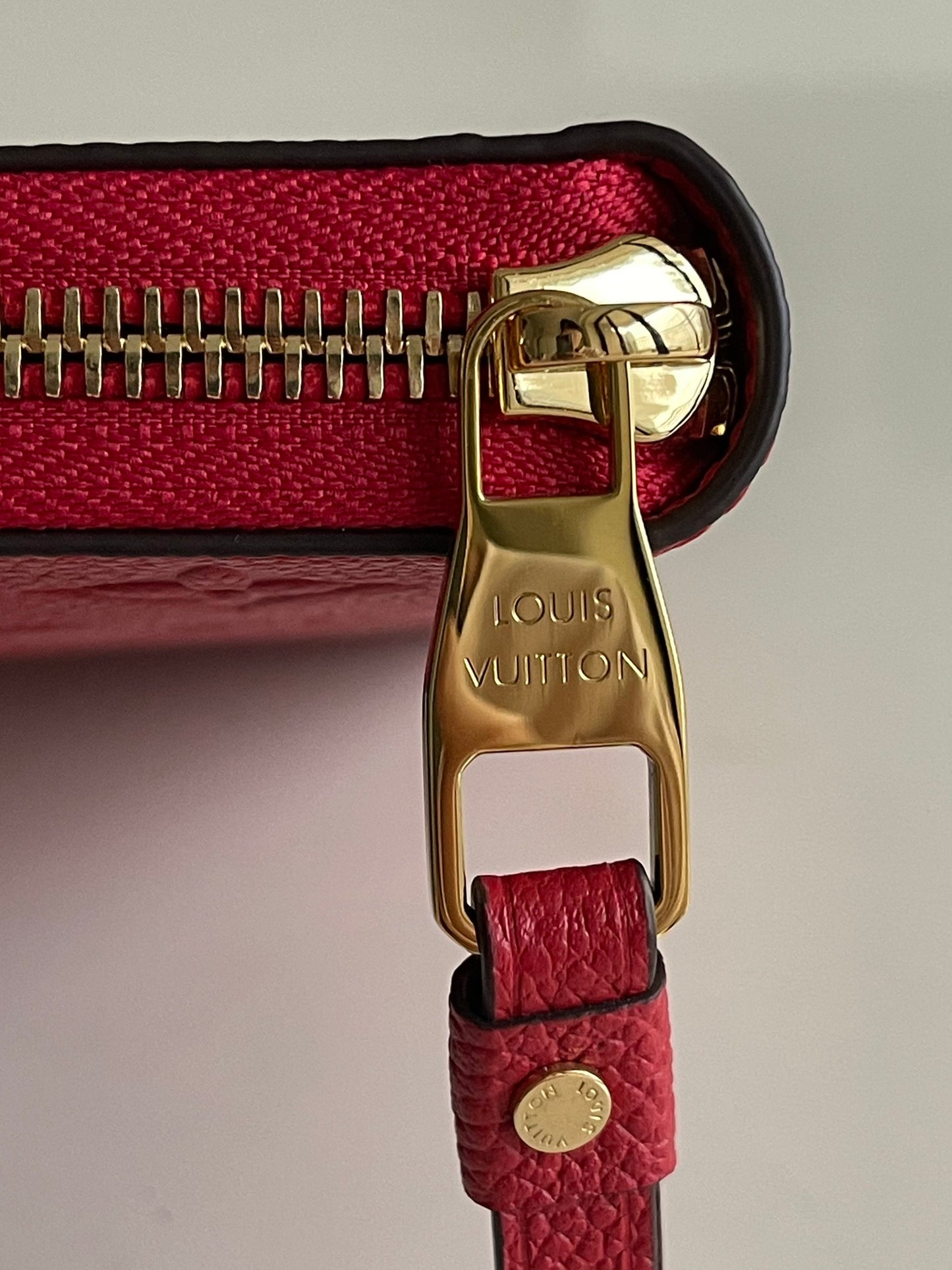 LV 經典拉鍊長夾 M61865 紅色
