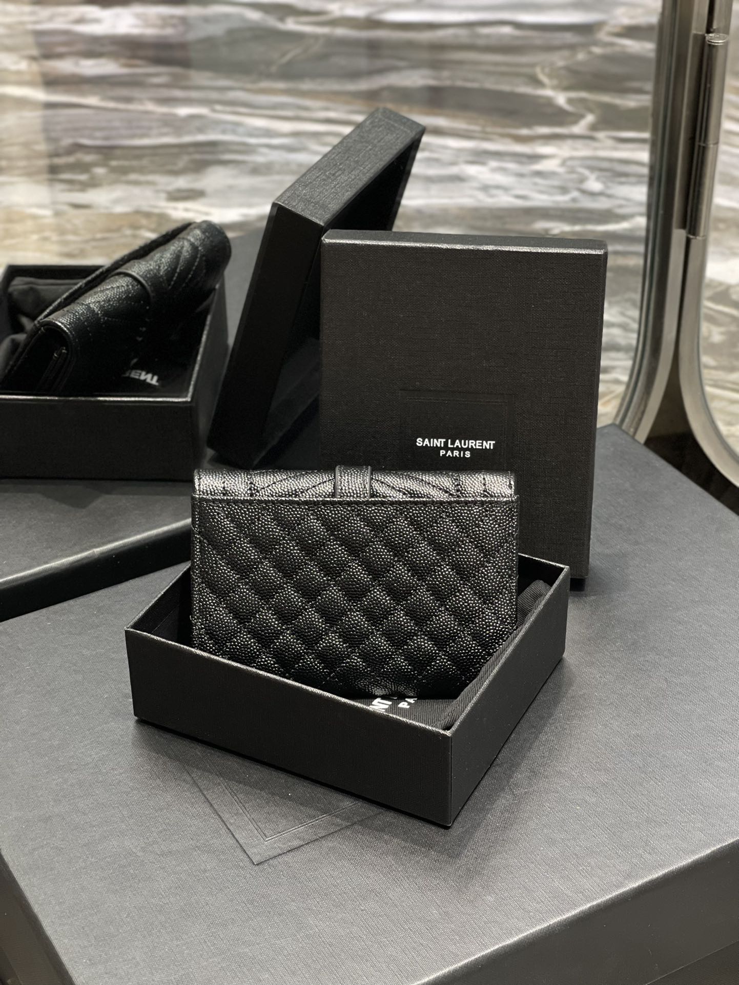 YSL 新品短夾 黑色黑扣