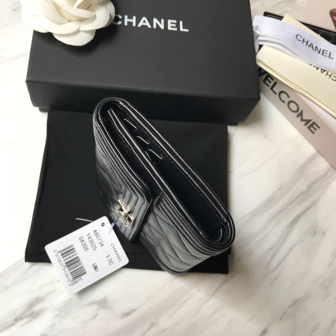 Chanel Leboy 三折短夾-黑色羊皮復古銀扣