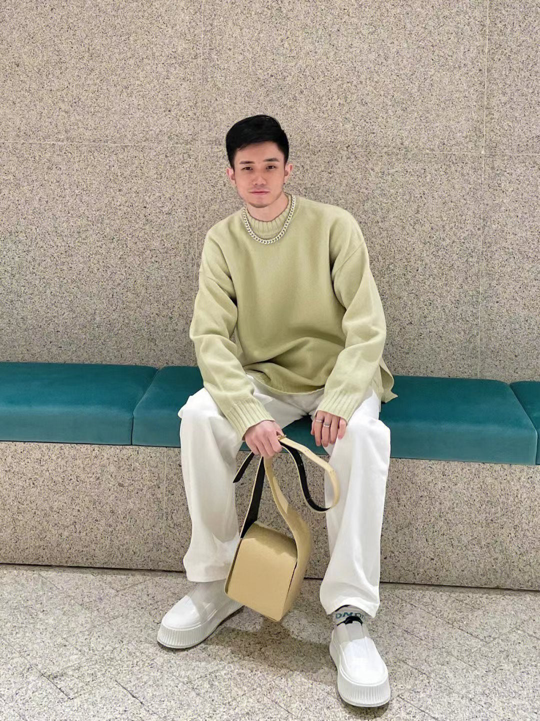 JIL SANDER-經典小牛皮餅乾鞋 上身圖