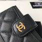Chanel 多隔層風琴式卡包