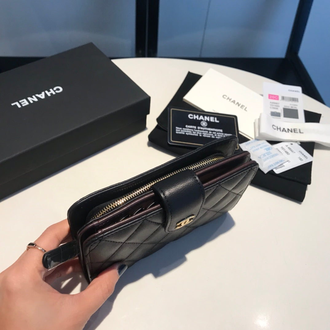 Chanel CF系列中夾-黑色羊皮銀扣