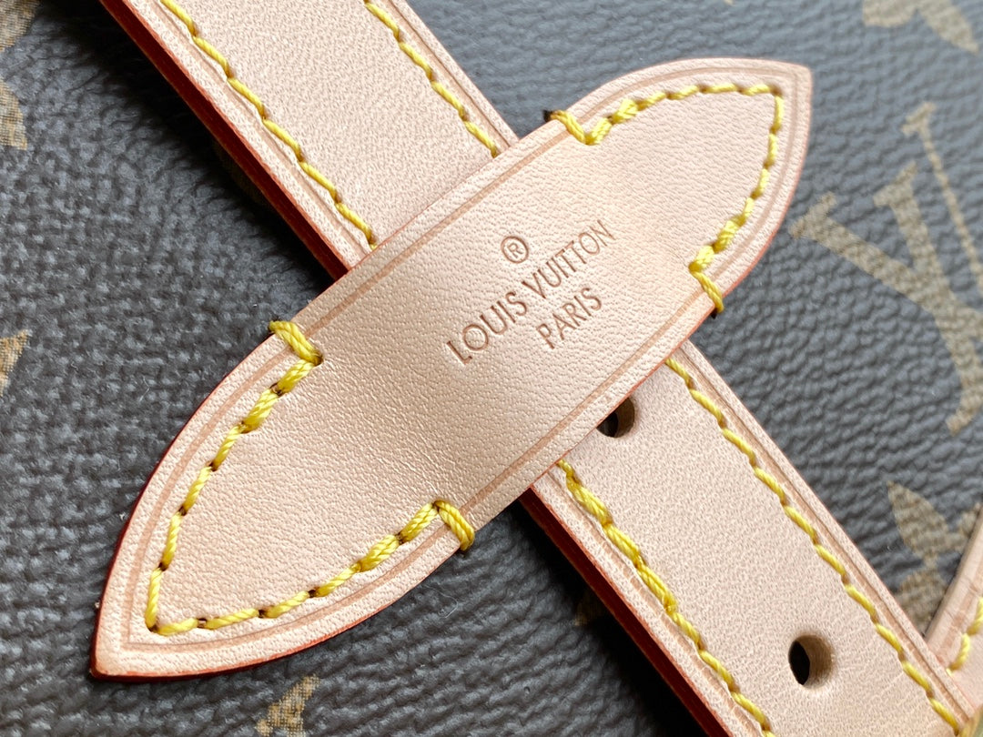 LV M40710 中古系列，SAUMUR 中號手袋