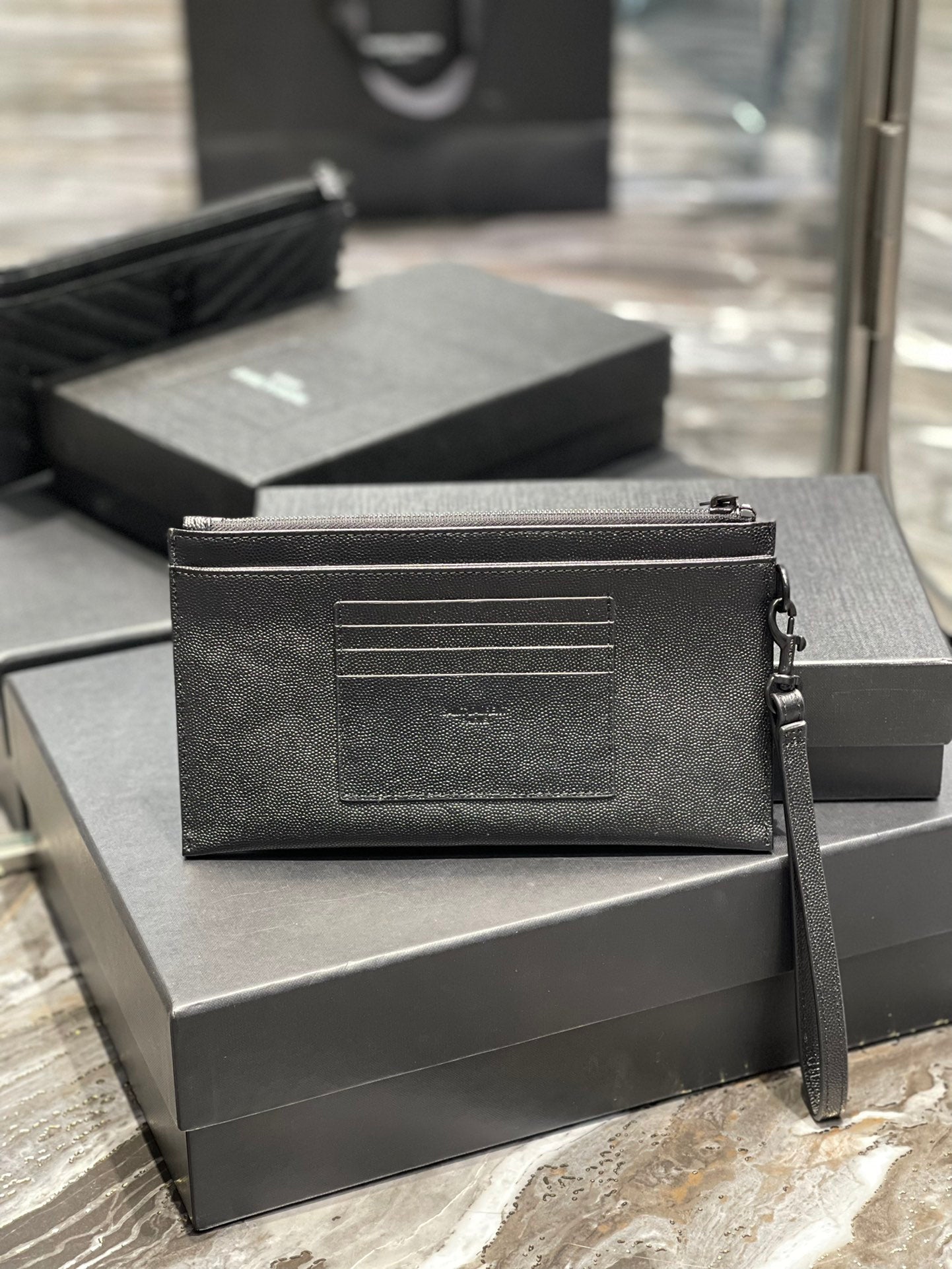 YSL 拉鍊手拿包 扁長夾 黑色黑扣