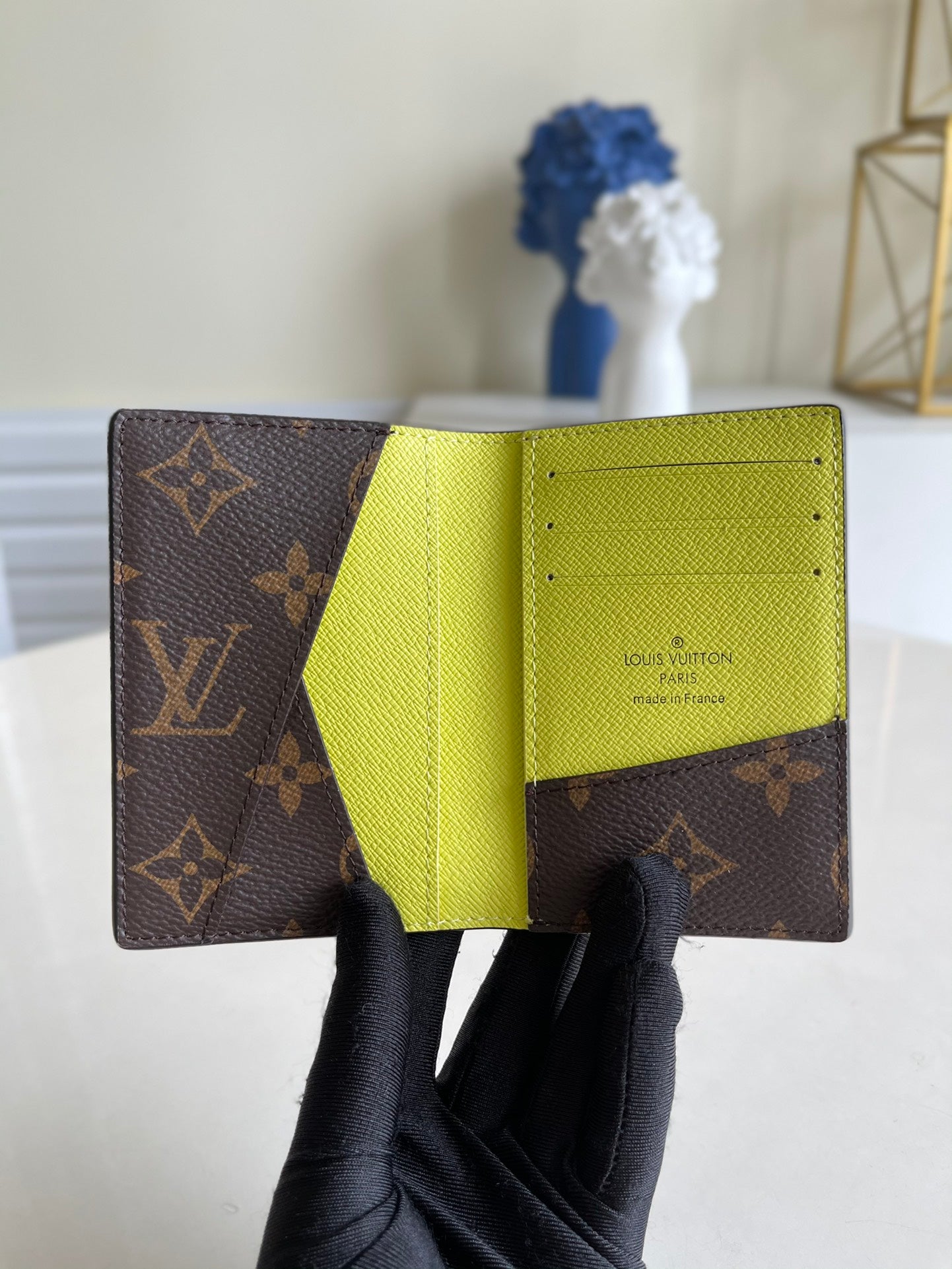 LV M80779 男款短夾卡包