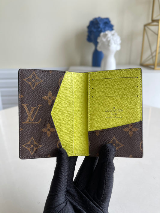 LV M80779 男款短夾卡包