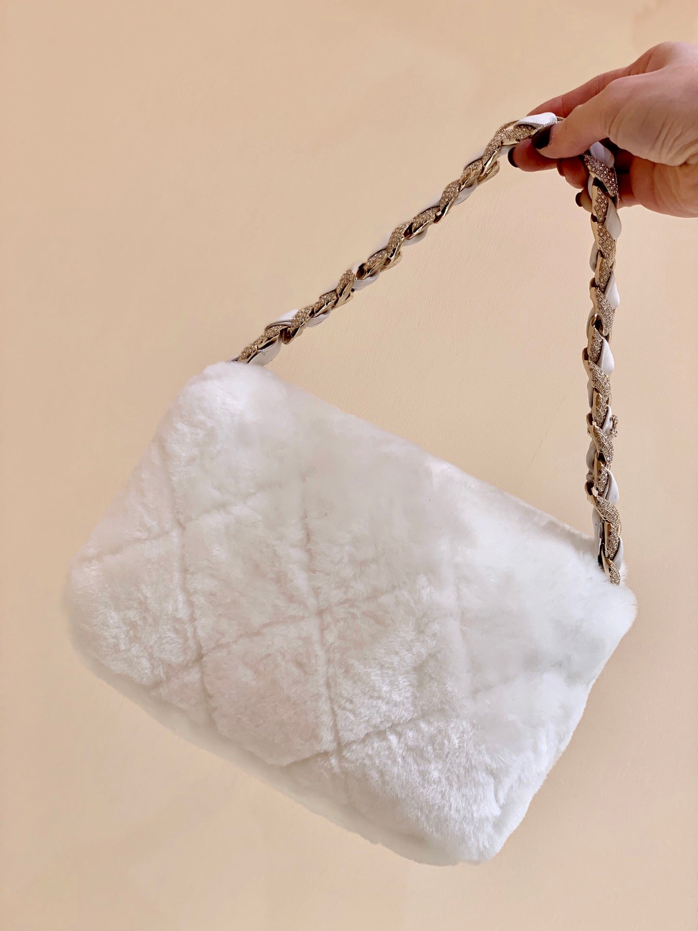 Chanel 剪羊毛鑽鏈包