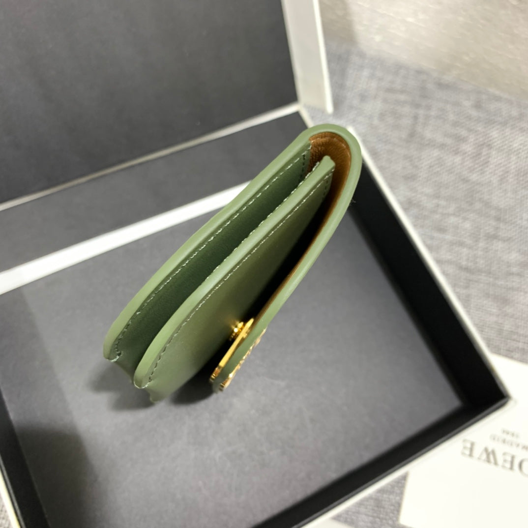 Loewe Goya 系列絲綢小牛皮卡包