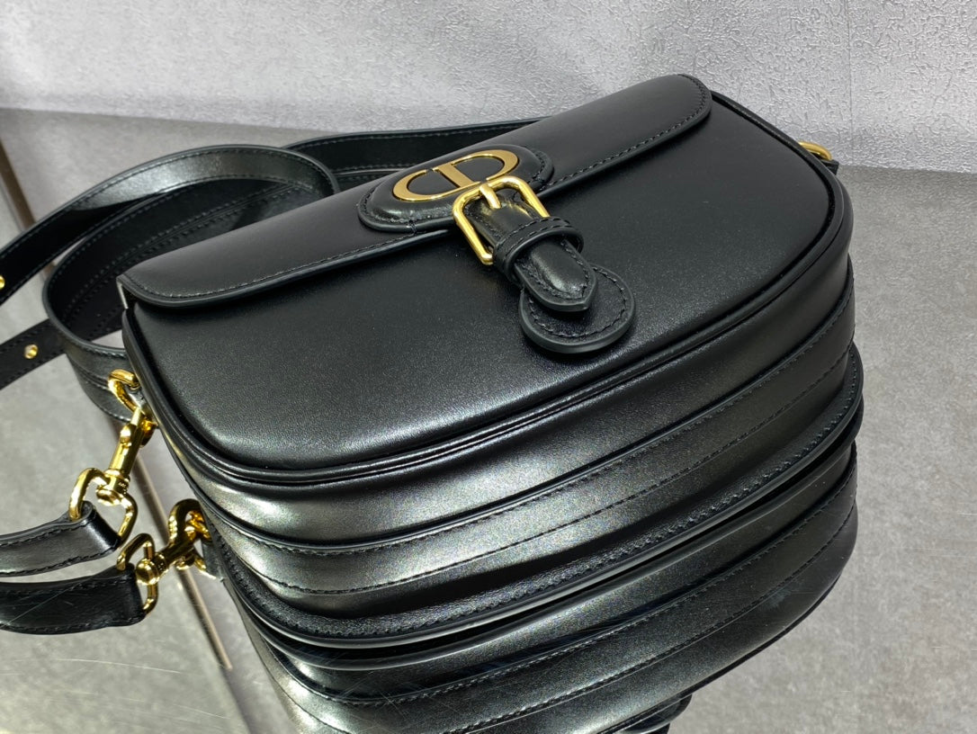 Dior Bobby-中號22cm-黑色牛皮