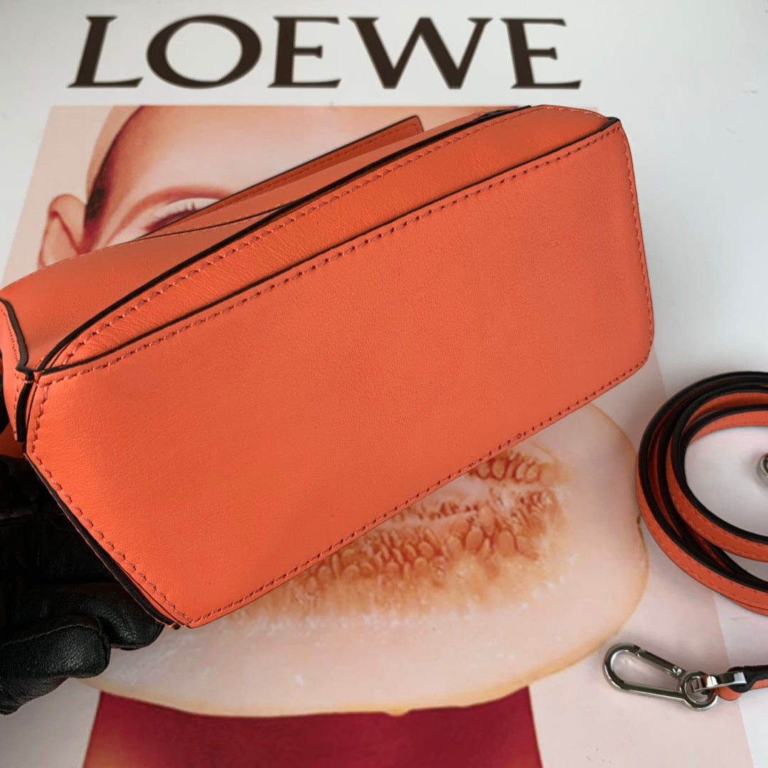 羅L威-Puzzle bag mini 小牛皮