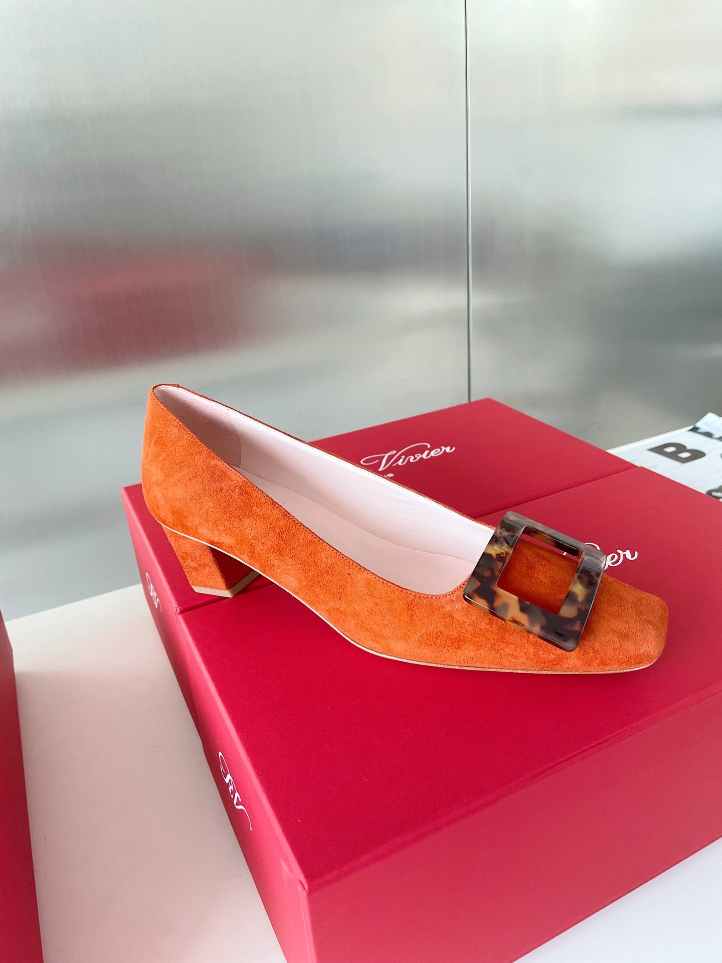 Roger Vivier Belle玳瑁扣方頭鞋