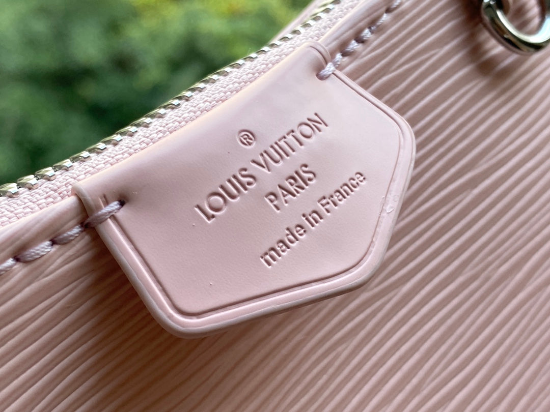 LV M80483 芭蕾粉 Easy Pouch On Strap 手袋