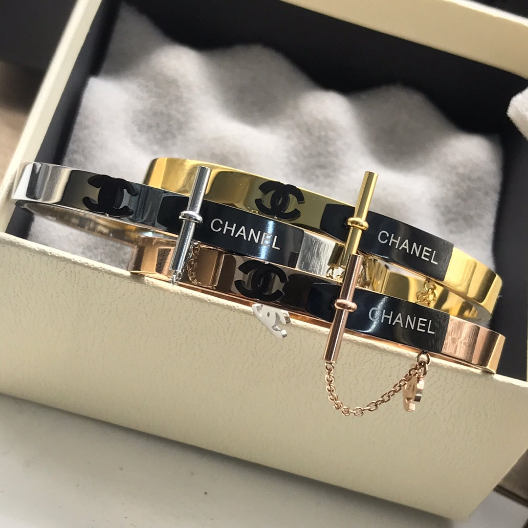 Chanel 情侶手鐲
