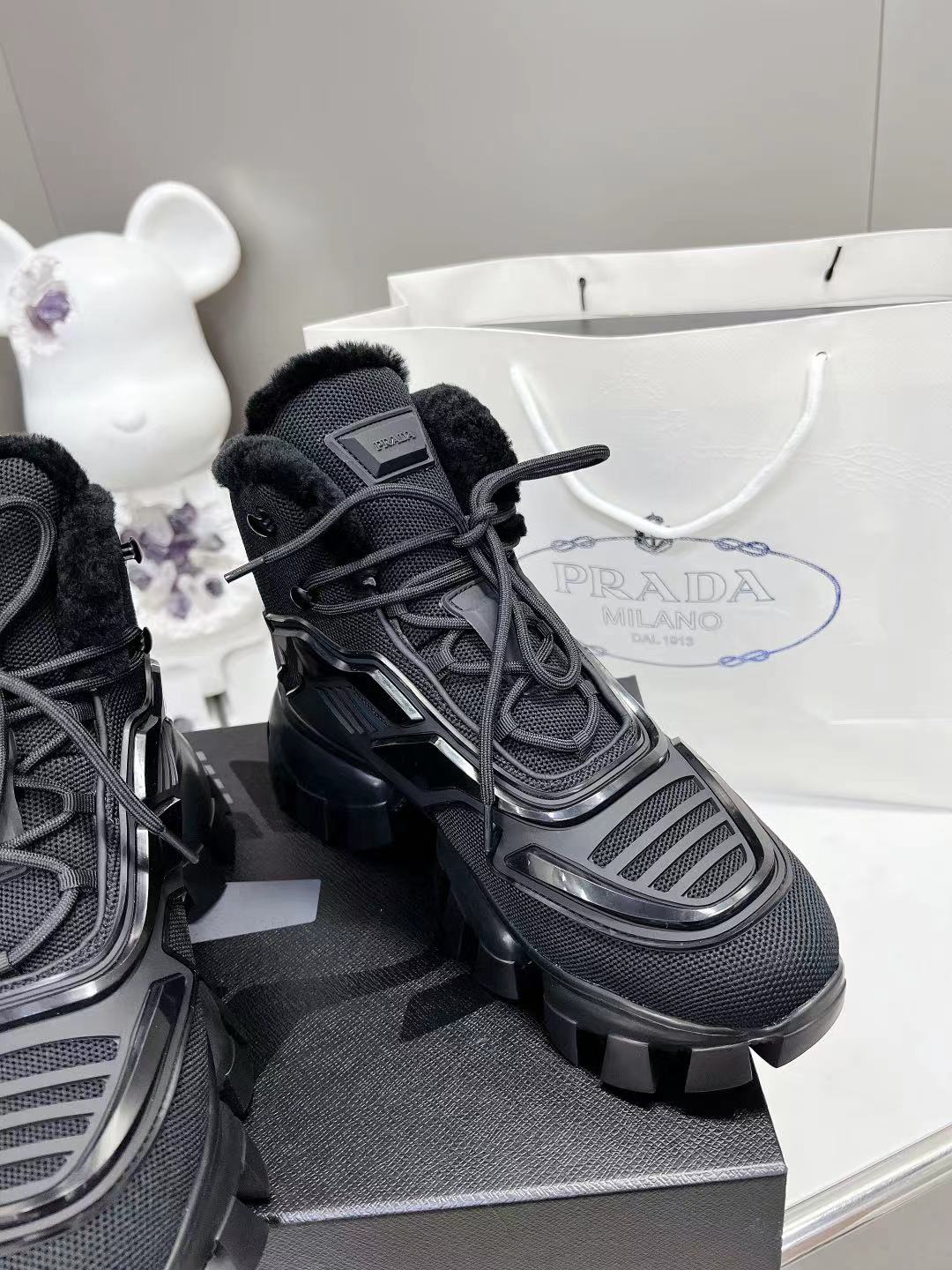 普P家-2022早春新款 高筒厚底休閒鞋 黑色