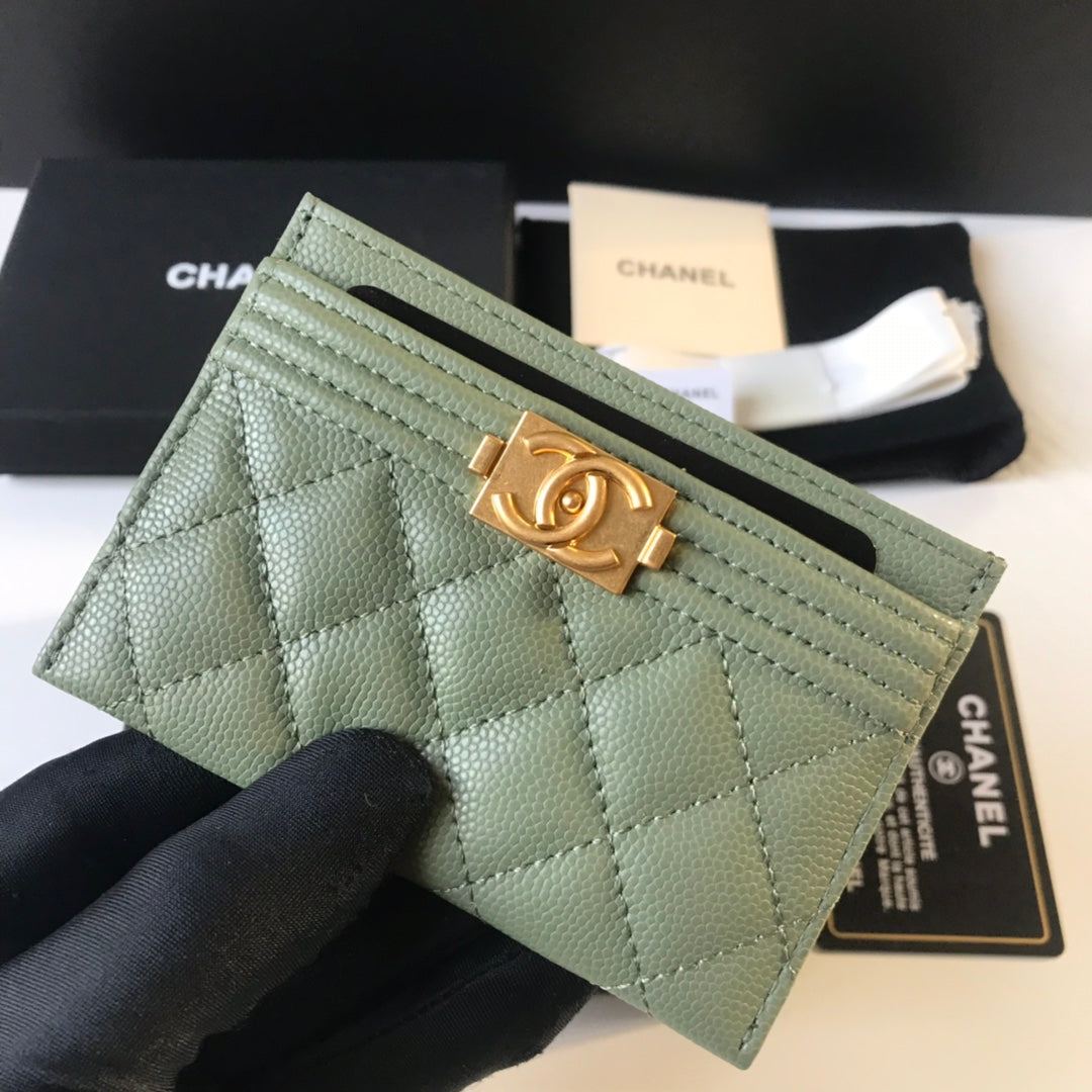 Chanel Leboy系列卡包