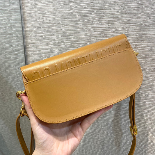 Dior Bobby系列 East-Wes 腋下包 棕色