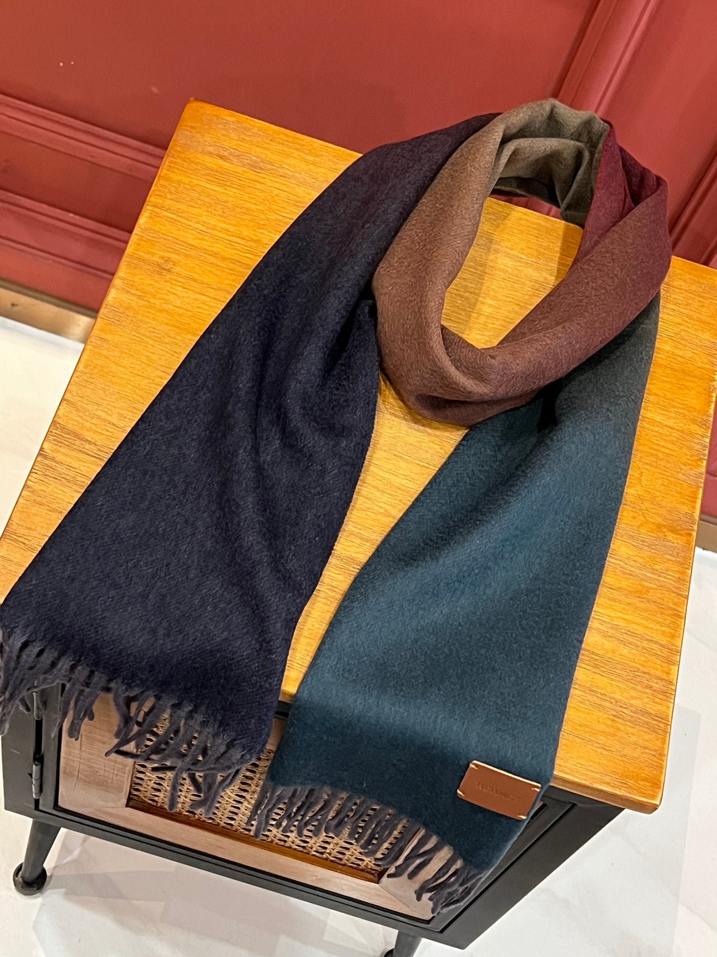 小愛款-多色漸變圍巾 32*190cm 頂級進口羊絨 綠色