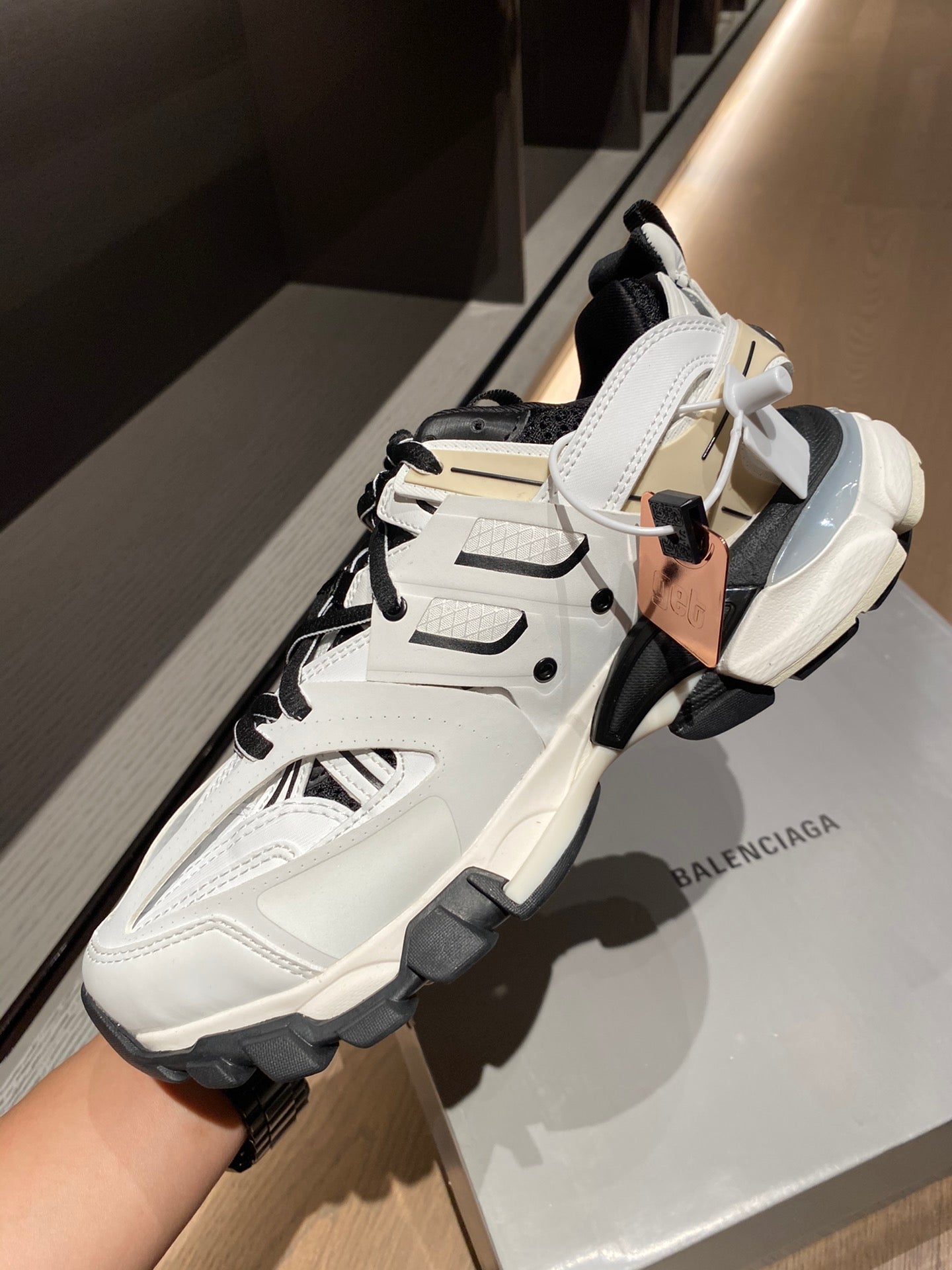 Balenciaga 巴黎世家-老爹鞋