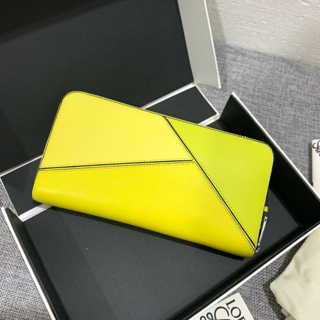 Loewe Puzzle zip around wallet 拉鍊長夾