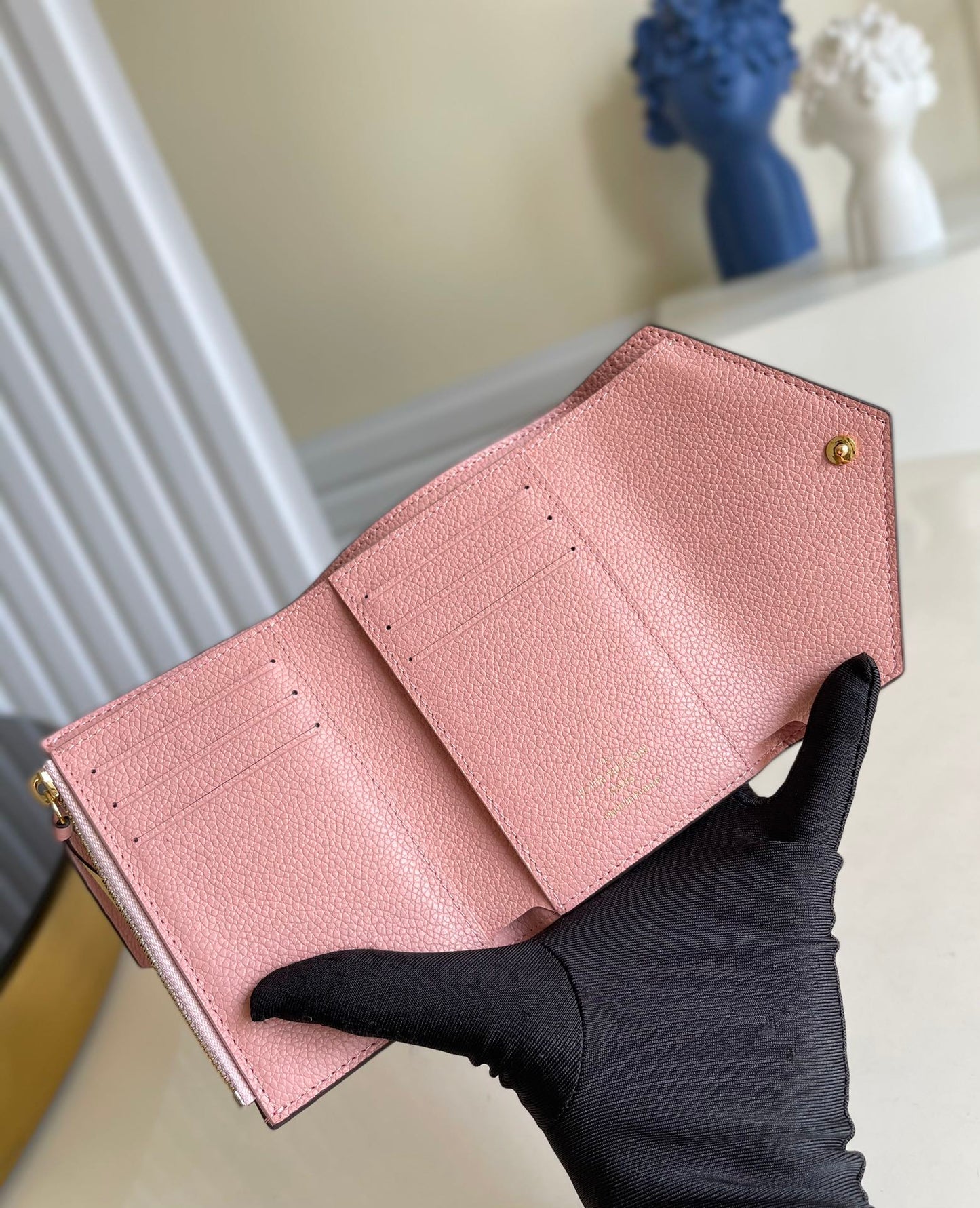LV M64060 三折短夾