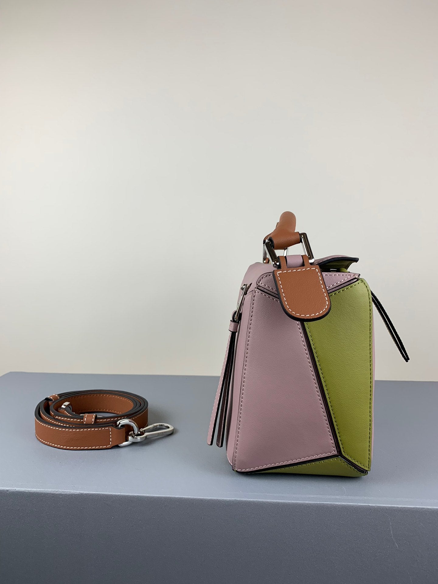 羅L威-Puzzle bag 小牛皮 小號