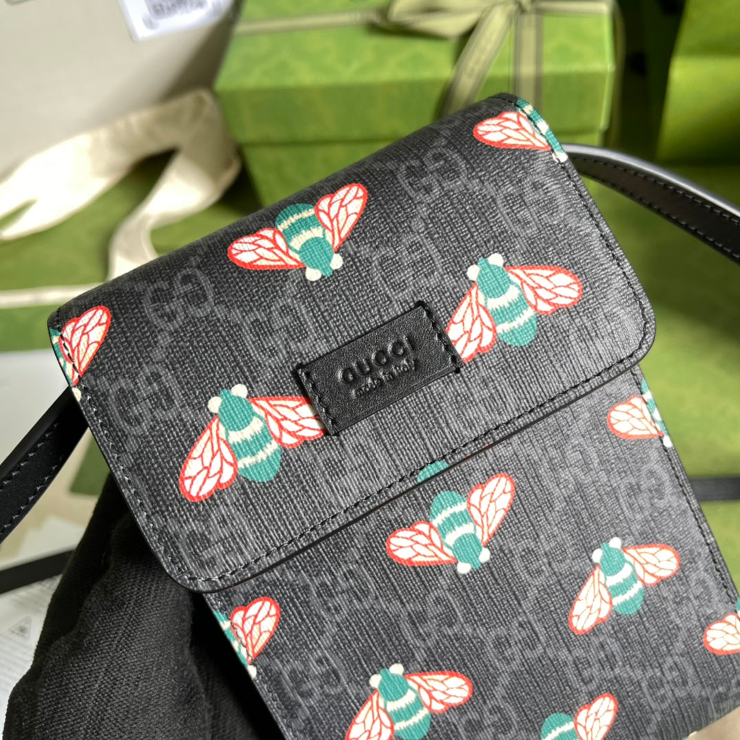 Gucci 黑色蜜蜂手機包