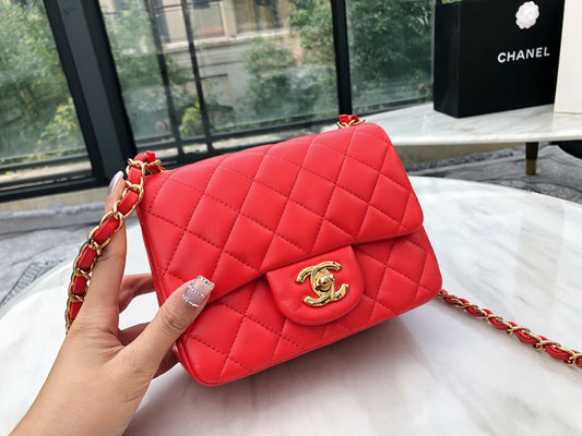 小香家-2019春夏 CF包方胖子 羊皮 紅色金扣 17cm