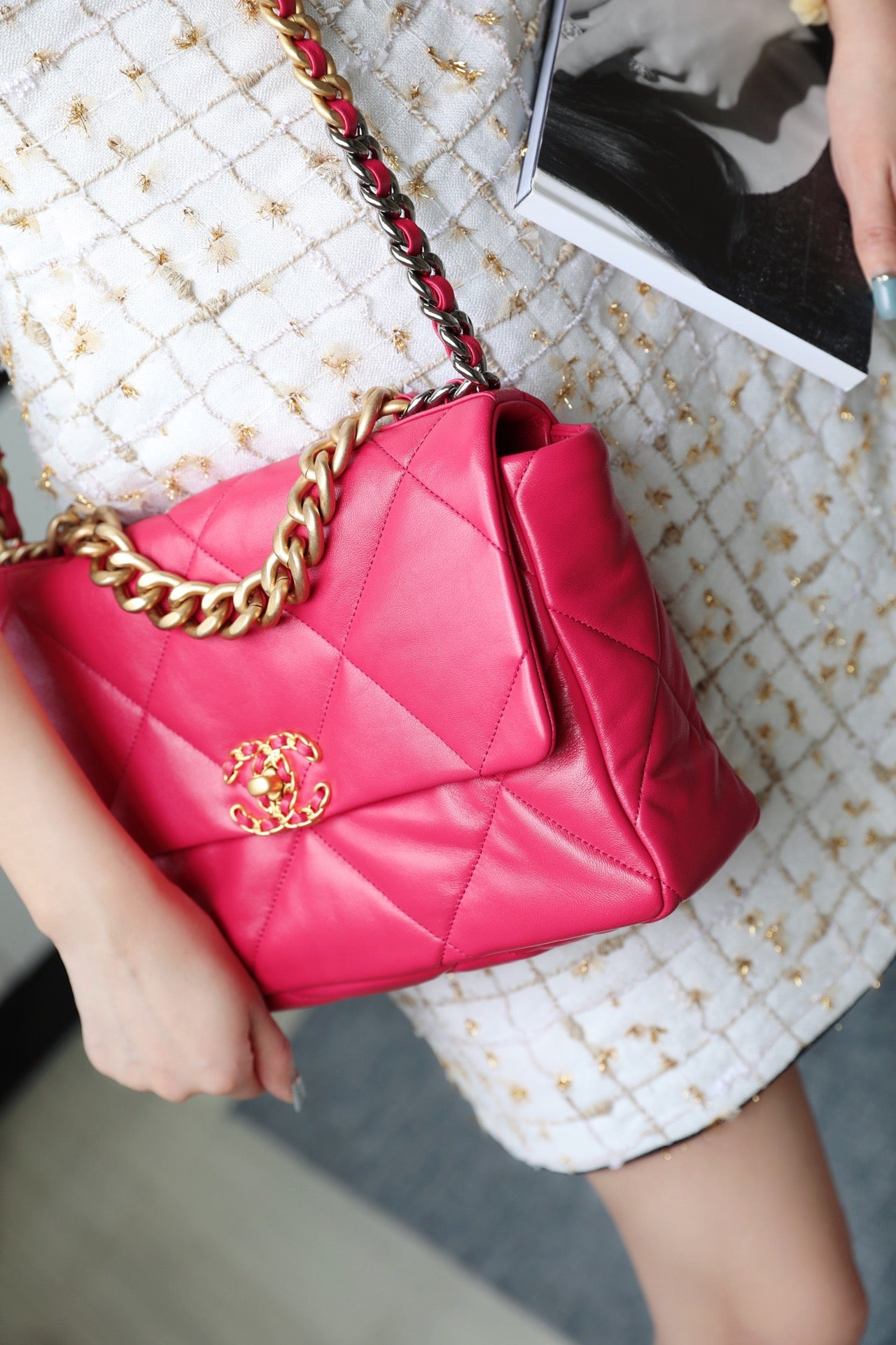 Chanel 19Bag-中號桃紅色