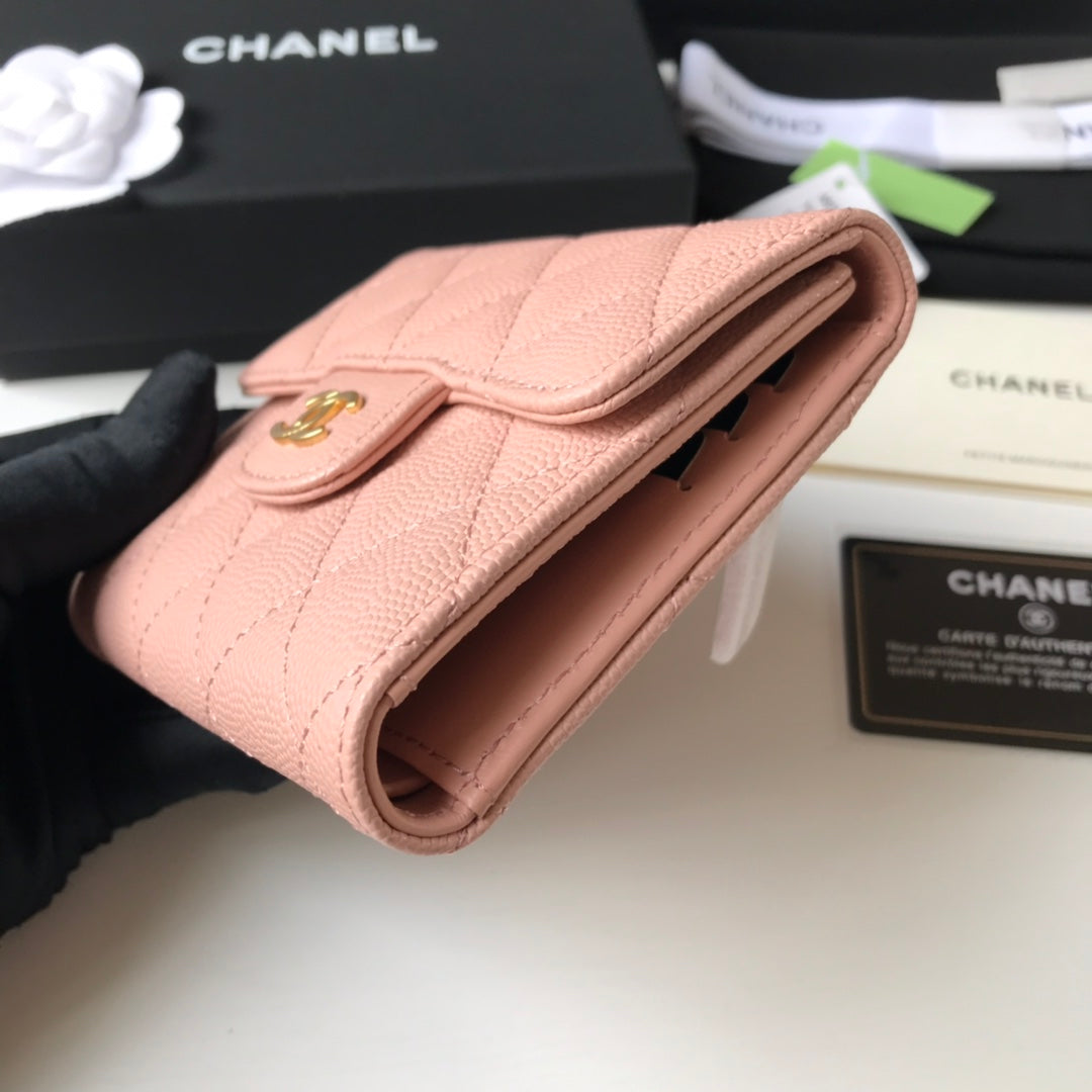Chanel 三折短夾-粉色球紋皮金釦