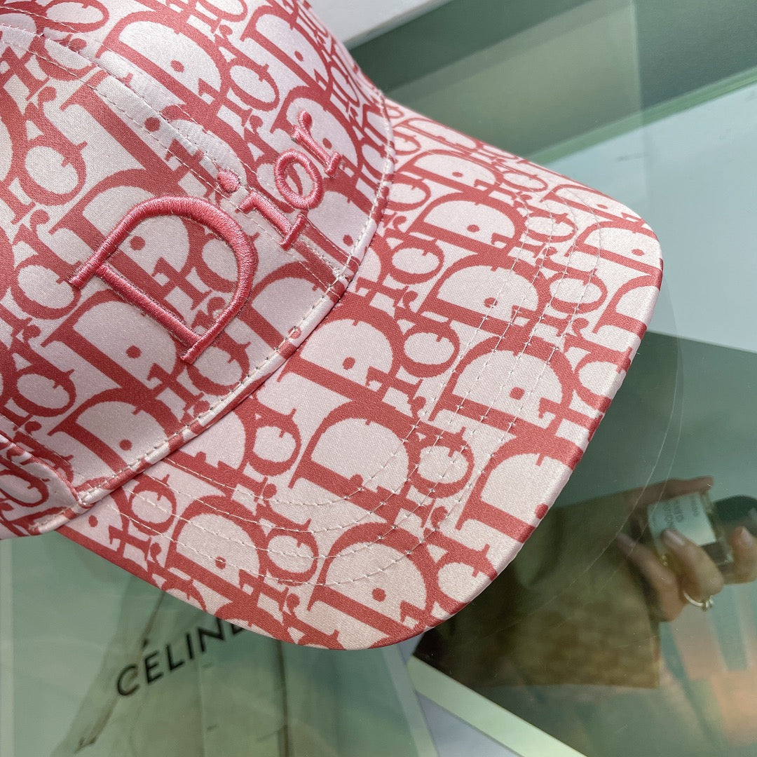 迪D家-滿版老花 刺繡棒球帽