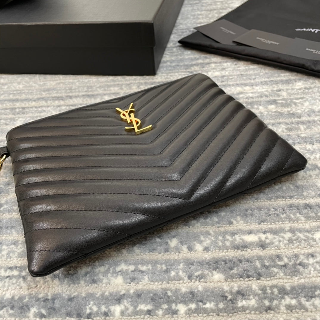 YSL經典MONOGRAM小號絎縫皮革手包-黑色小牛皮金扣