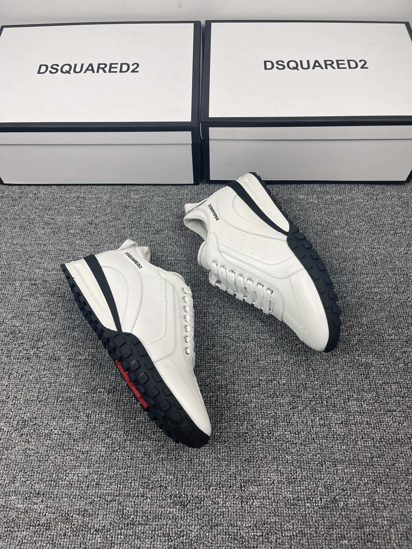 Dsq-2022新款 平底休閒鞋 白色