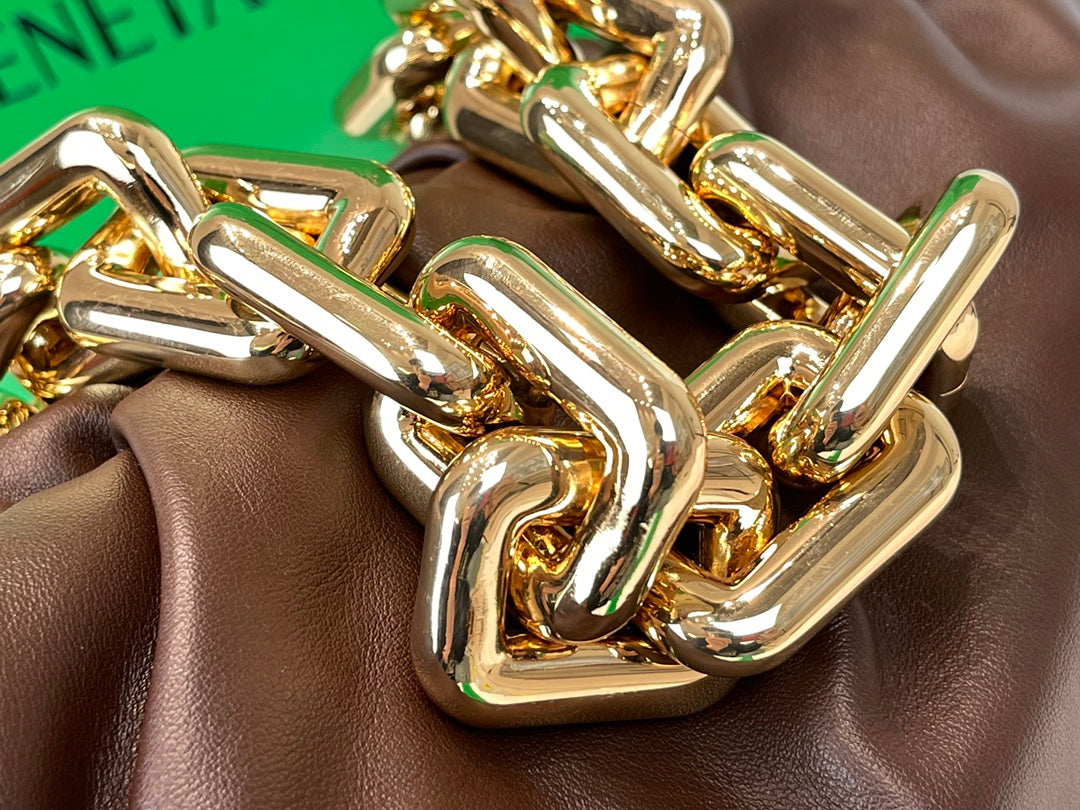 B編織- The Chain Pouch 鏈條云朵包 31x12x16cm