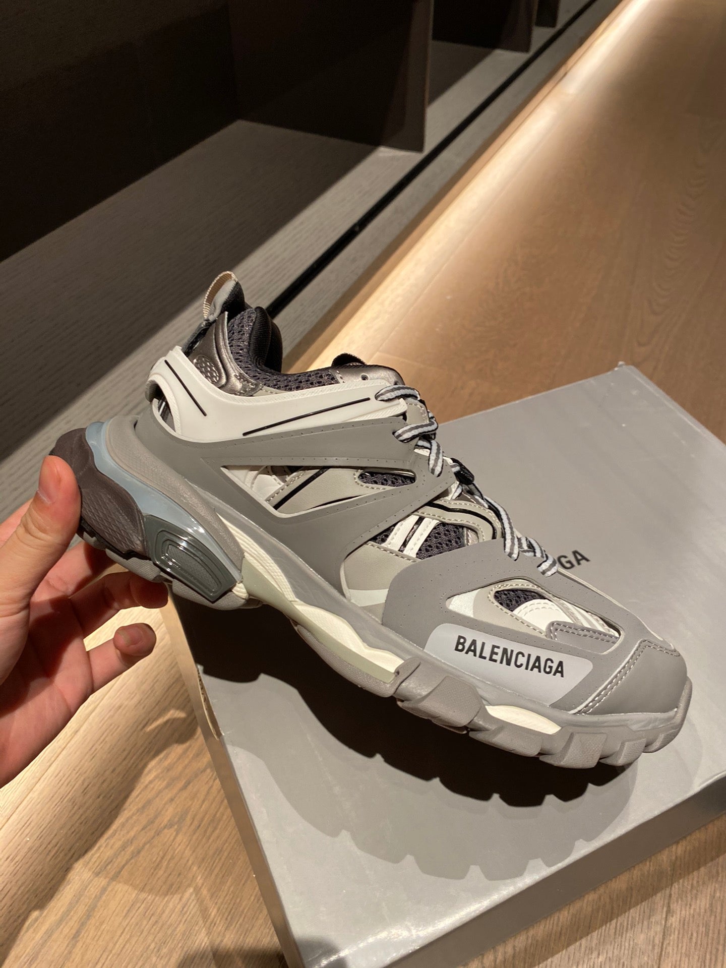 Balenciaga 巴黎世家-老爹鞋