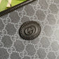 Gucci 男款手拿包
