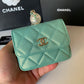 CHANEL 珍珠鏈條零錢包！
