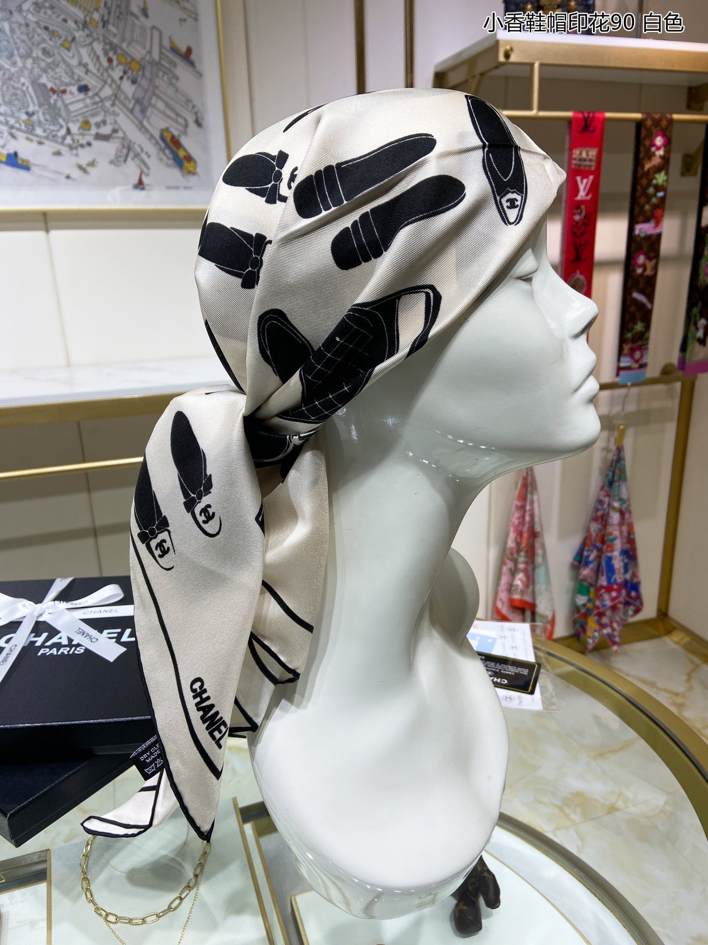 Chanel 鞋帽印花真絲方巾