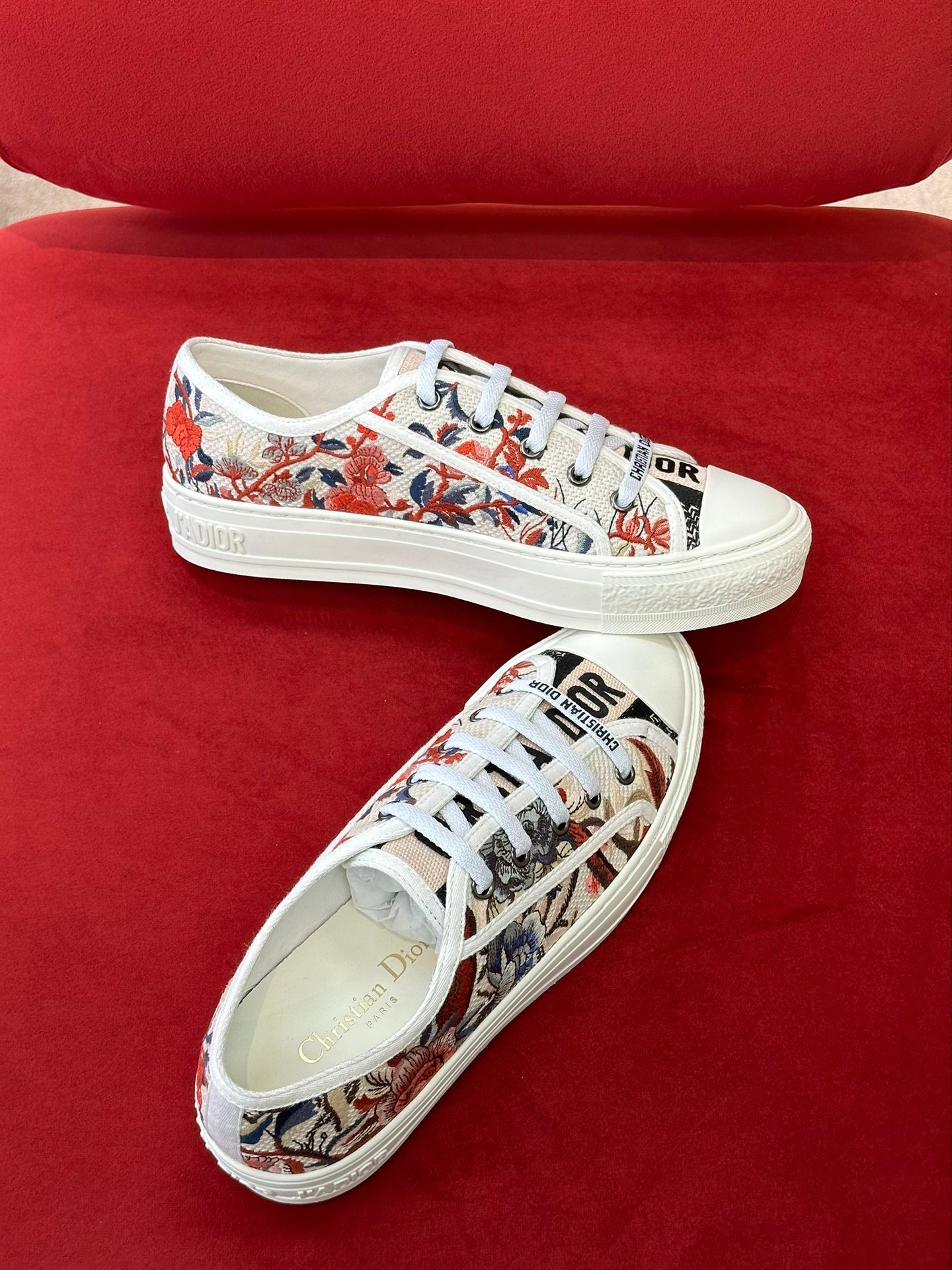 迪D家-2023春夏新顏色 刺繡板鞋 滿版花款