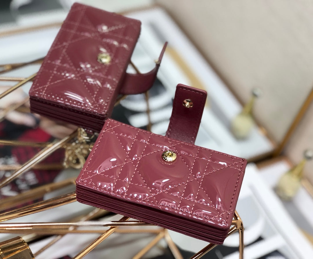 Dior 風琴卡包