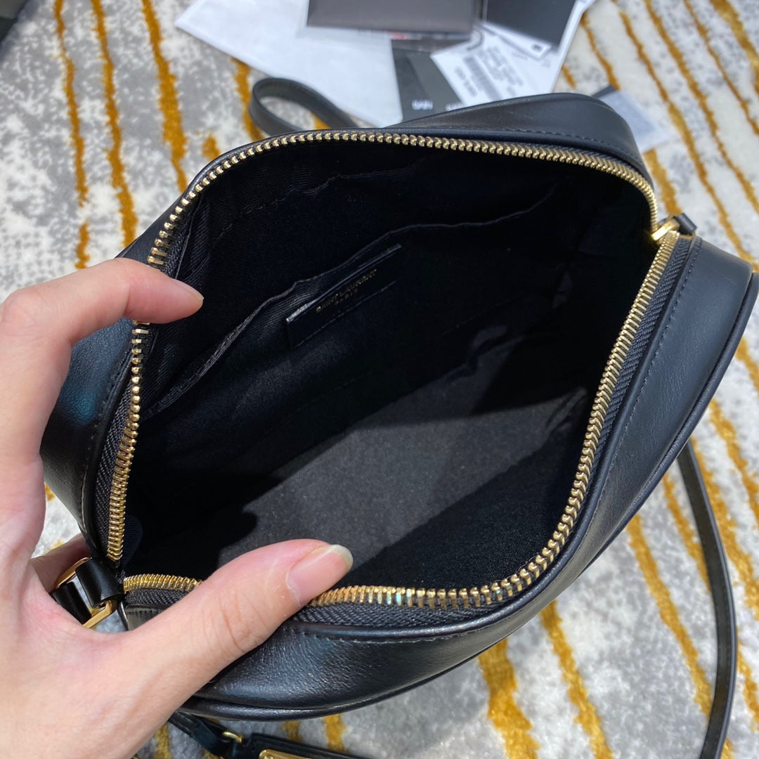 聖Y羅-Lou Bag 相機包-黑色金扣