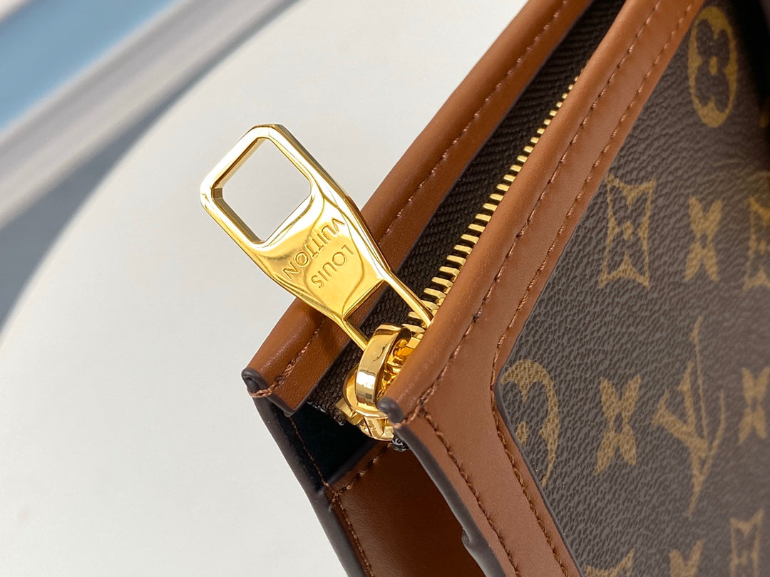M69184 路L家-Pochette Dauphine 手袋 老花拼黃花