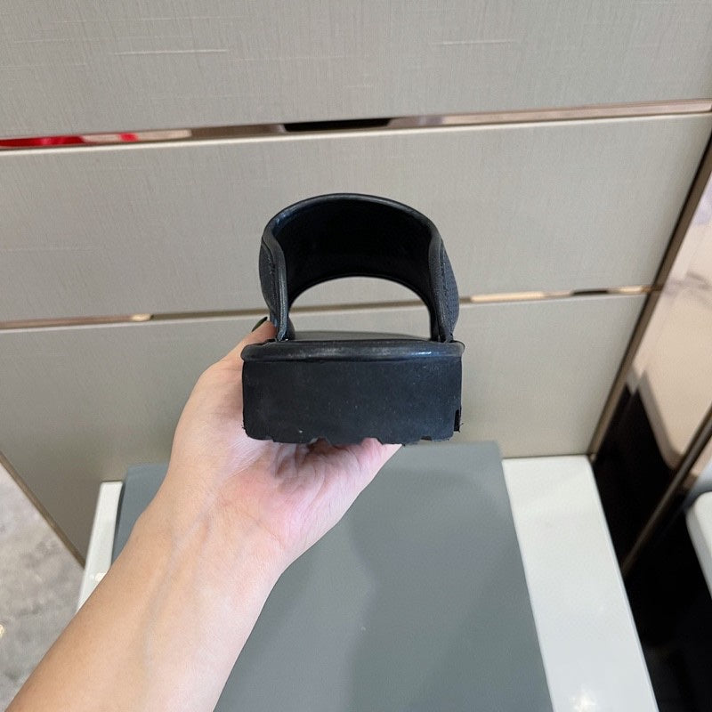 Val-2022新款 牛皮拖鞋